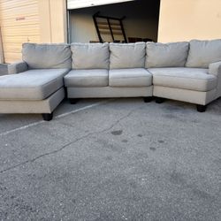 Sectional Sofa 