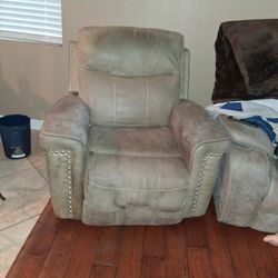 Free Power Recliner 
