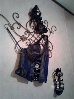 Leather halter