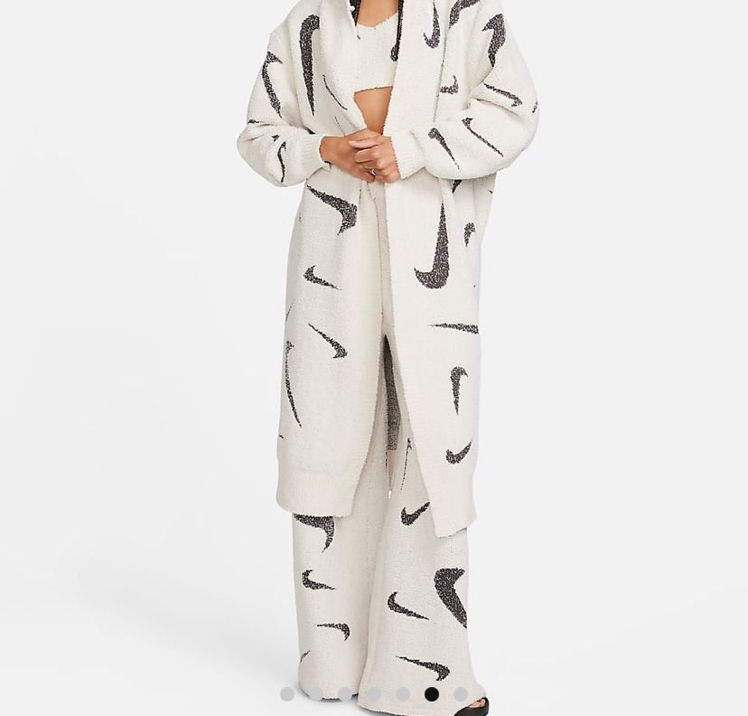 Brand New without Tags Nike Outfit