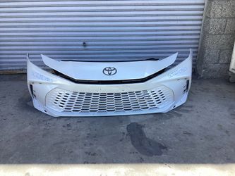 2025-2026 TOYOTA CAMRY XSE FRONT BUMPER COVER /LOVER /GRILLE USED OEM