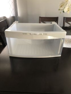 GE meat pan assembly for refrigerator