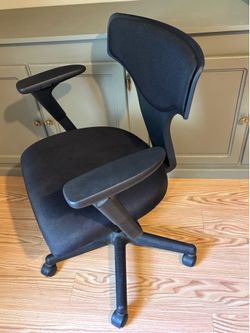 Basyx Office Chair- Like New