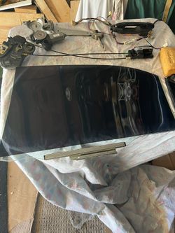 Right Rear Windows Toyota Corolla 04- 08