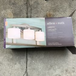 Allen Roth 3 Light Vanity Fixture- 1 Missing Glass