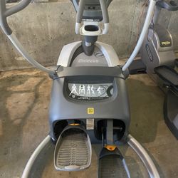 Octane fitness LateralX LX8000 elliptical