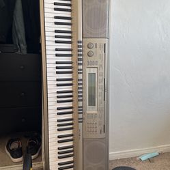 Casio keyboard with stand 