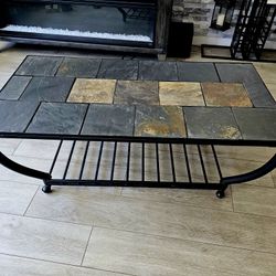 Cocktail / Coffee Table