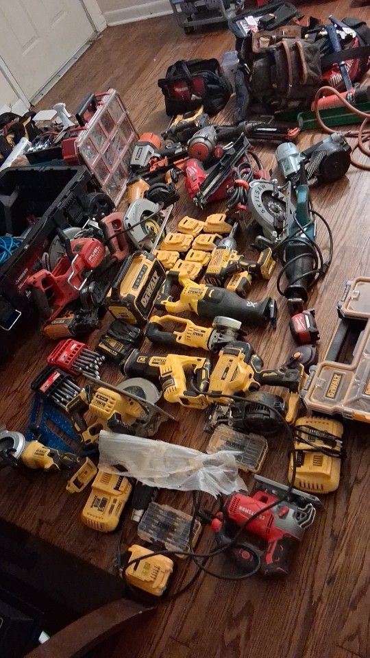 Tools Different Prices DM For Price