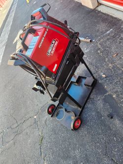 Lincoln welder 211