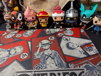 7 Funko pops and 1 league of legends statue(nobox)$30
