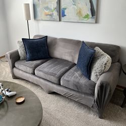 CRLaine Couch & Loveseat