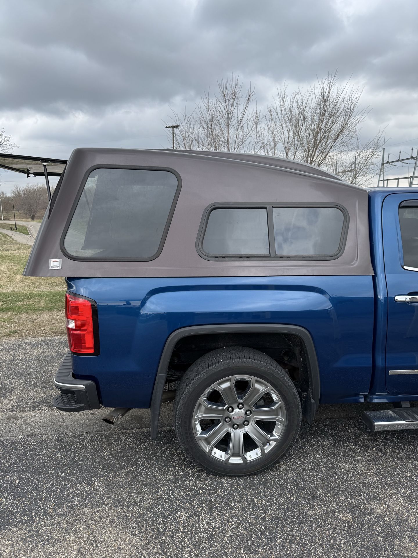 Topper for sale