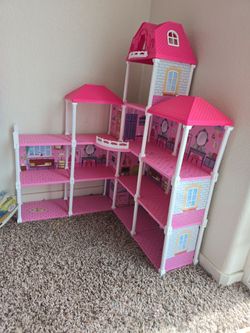Doll house