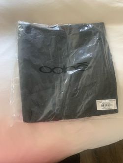 OOBE Male Pelham Chino Pants in black, size W32 x L32. Make a offer