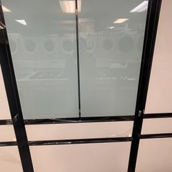 New Samsung Bespoke White Glass Refrigerator Beverage Center/ Ice Maker Smart 