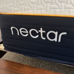 Like-New Nectar Ultra Hybrid Mattress – Used Only ~1 Month!