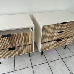 2 Mesas De Noche X 60$