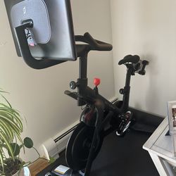 Peloton + With Accessories Pick Up