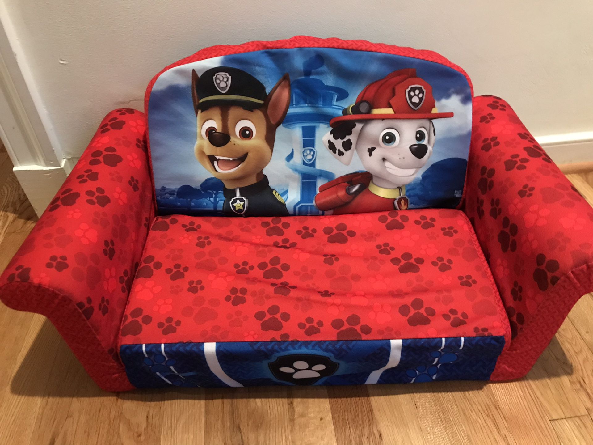 Paw Patrol chair/pull out
