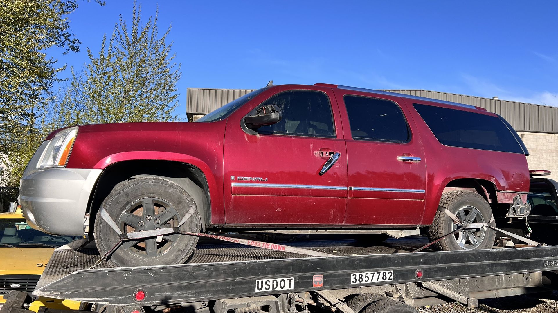 GMC  Yukon Denali 2004 Parts