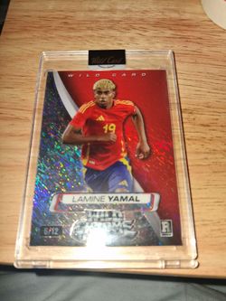 Lamine Yamal Wild Card Chrome RC 6/12