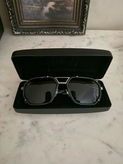 Louis Vuitton men’s wallet, Louis Vuitton women’s sunglasses, Versace men’s sunglasses all new