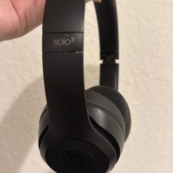 Beats Solo 3 Wireless Headphones 
