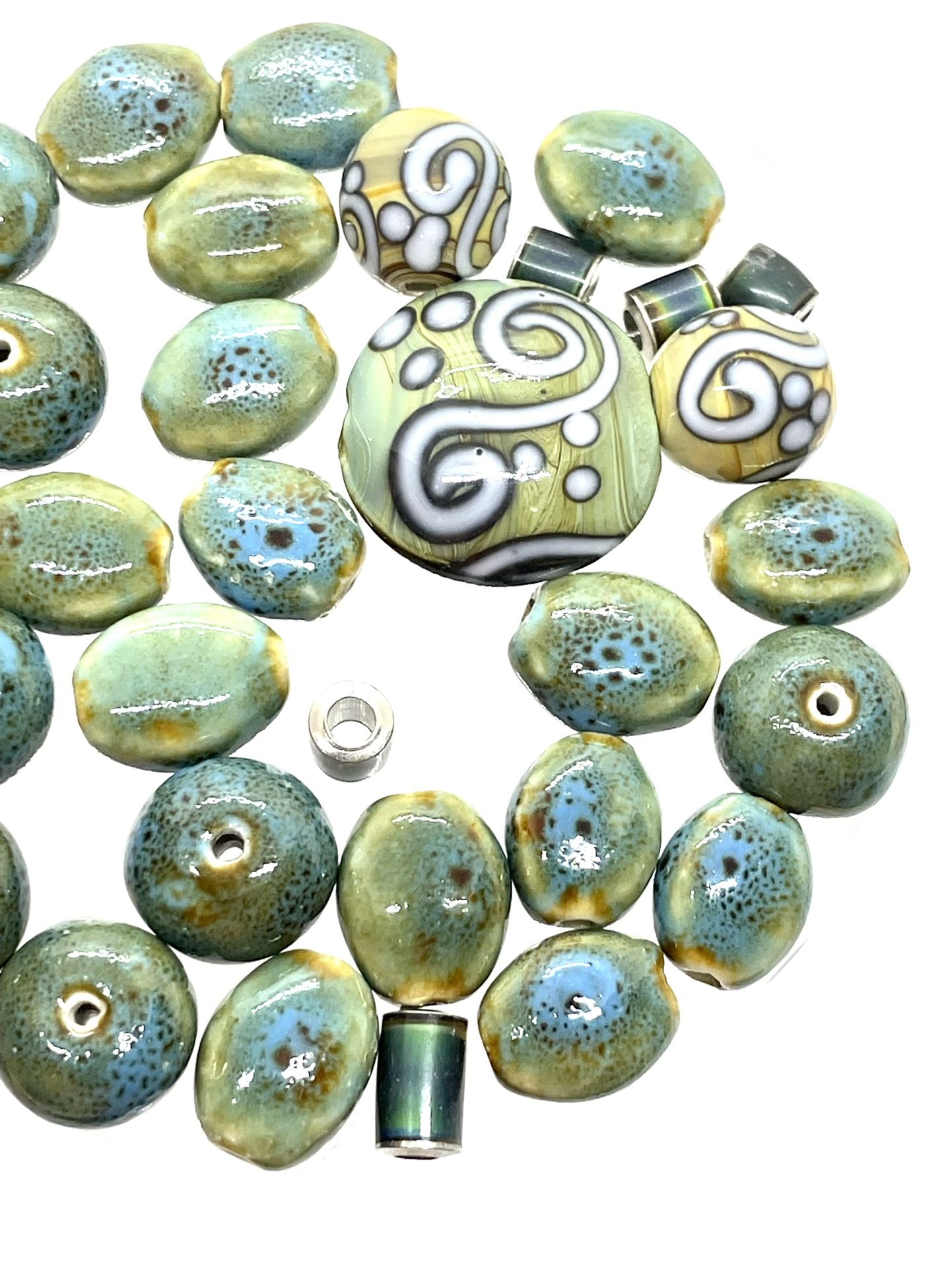 Lot Of Ceramic Beads 258