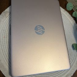 Hp Laptop 14” Rose Gold