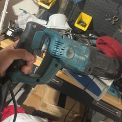Corded Makita Sawzall 
