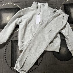 Alo Grey QuarterZip SweatSuit
