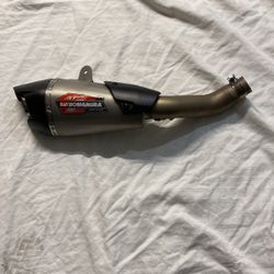 Yoshimura AT2 Triumph Street Triple R/RS 765