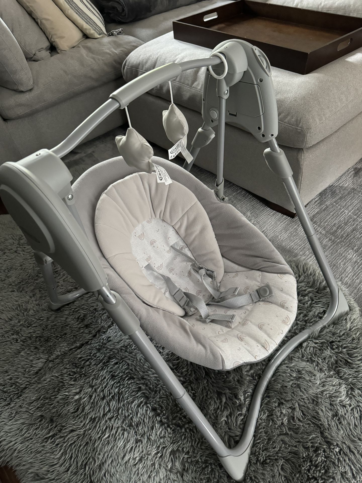 Graco Slim Spaces Foldable Baby Swing