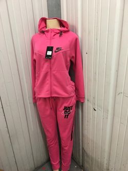 Women Nike sweat suit