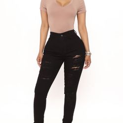 Fashion Nova Skinny Jeans
