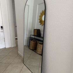 Arched Mirror - 76 X 34