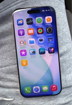 Apple iPhone 16 pro with Dynamic Island