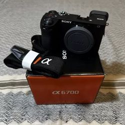 Sony Alpha a6700 Mirrorless Digital Camera 