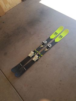 ​Völkl Revolt Jr. Skis 138cm w/ Marker Bindings