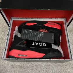 Size 7 red thunders