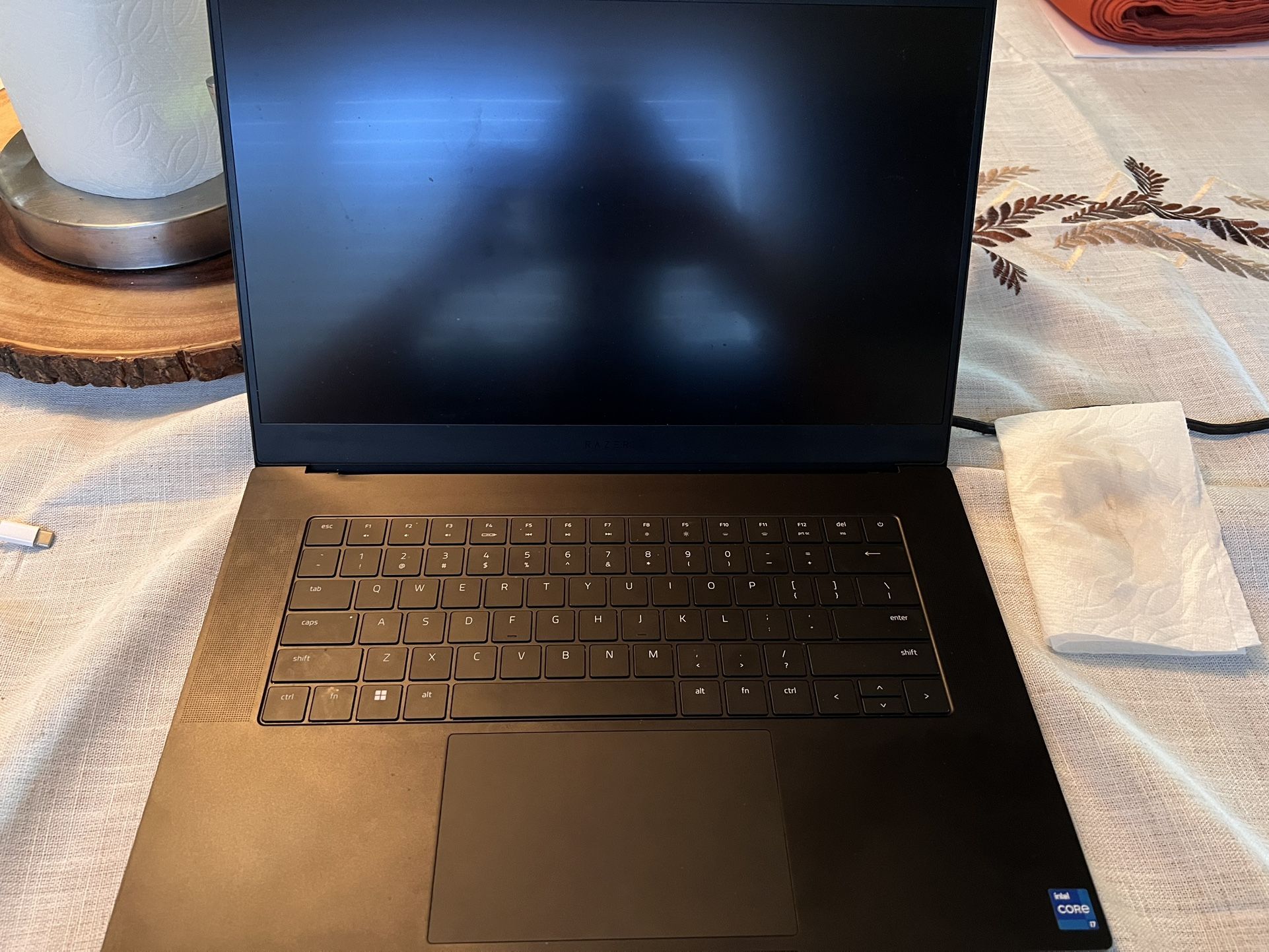 Razer Blade 15 Gaming Laptop: NVIDIA GeForce RTX 3060-12th Gen Intel 14-Core i7 CPU - 15.6" QHD 240Hz - 16GB DDR5 RAM - 1TB PCle SSD - Windows 11 - CN
