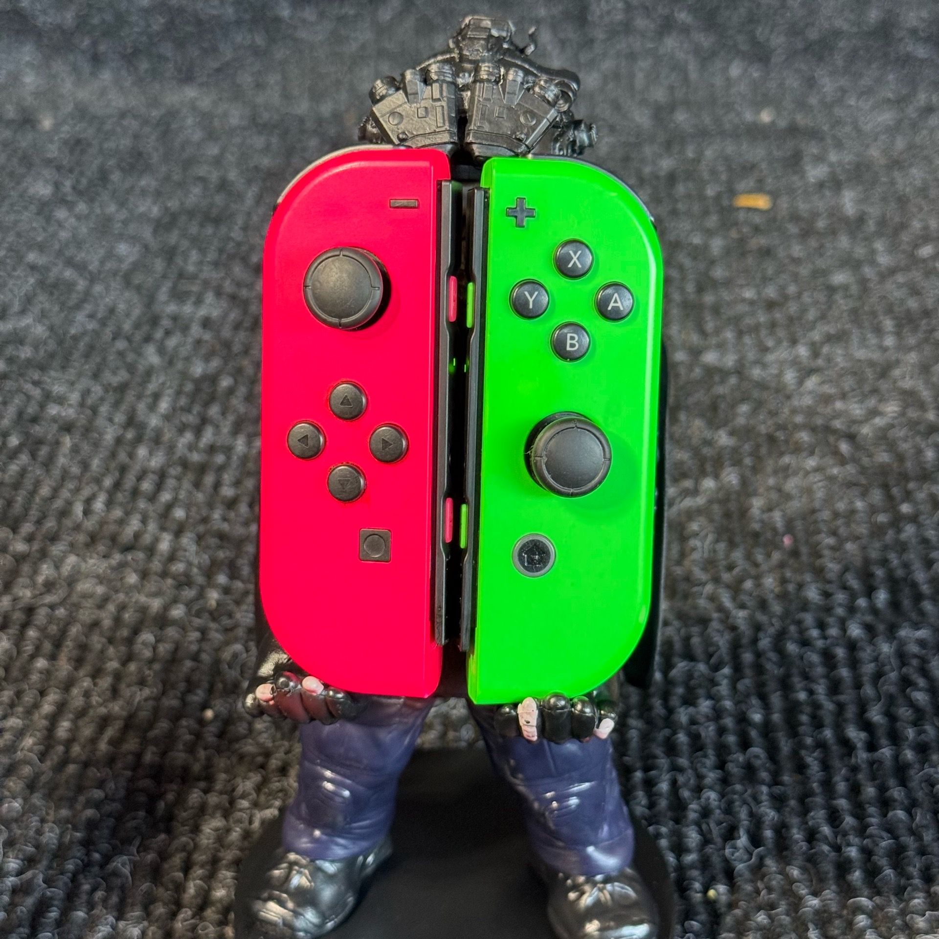 Nintendo Switch Joycons Green and Hot Pink
