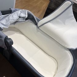 Upper Baby Bassinet Attached To Upper Stroller