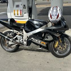 01 Gsxr 1000 For Sale. 3200 OBO