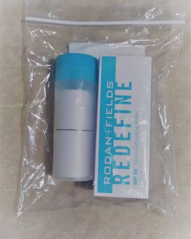 Rodan and Fields - Redefine - Microexfoliating roller