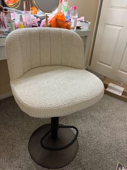 vanity chair