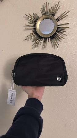 lululemon belt bag 