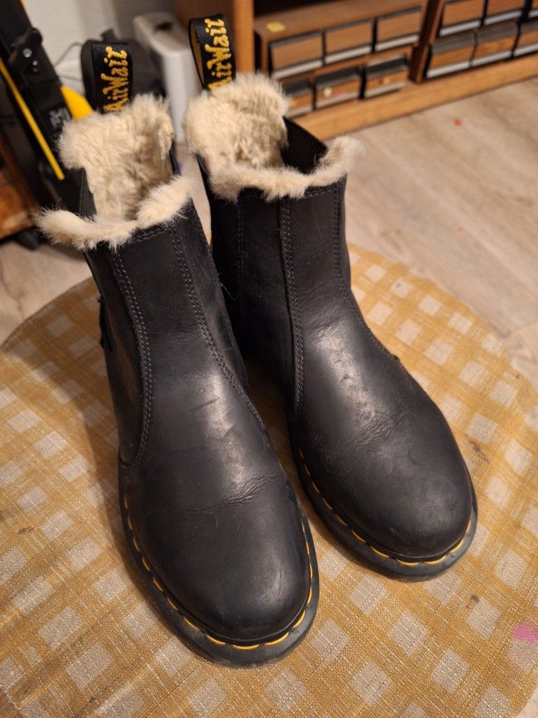 Dr Martens Lenore Fur Lined Boots