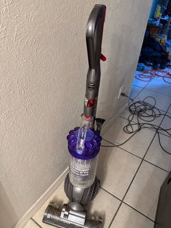 Dyson DC41 Animal Complete Upright Vacuum Cleaner Tested Works Great